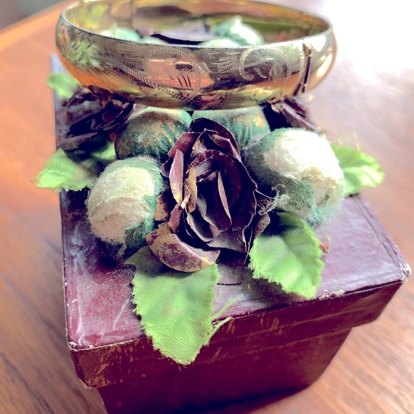 Hand Engraved 1940 Forstner Gold Fill Bracelet. Victorian Style Hinged Bangle. - Picture 2 of 7